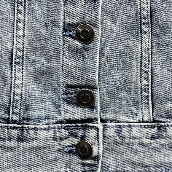 GIRLS Barbie Denim Jean Jacket S - Picture 4 of 7